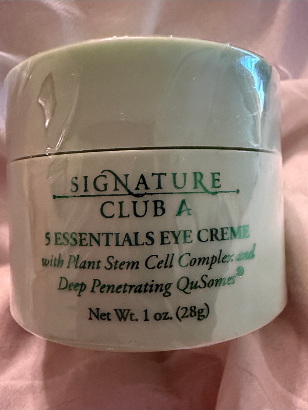 New sealed Signature Club A 5 Essentials Eye Creme full size QuSomes Stem cells